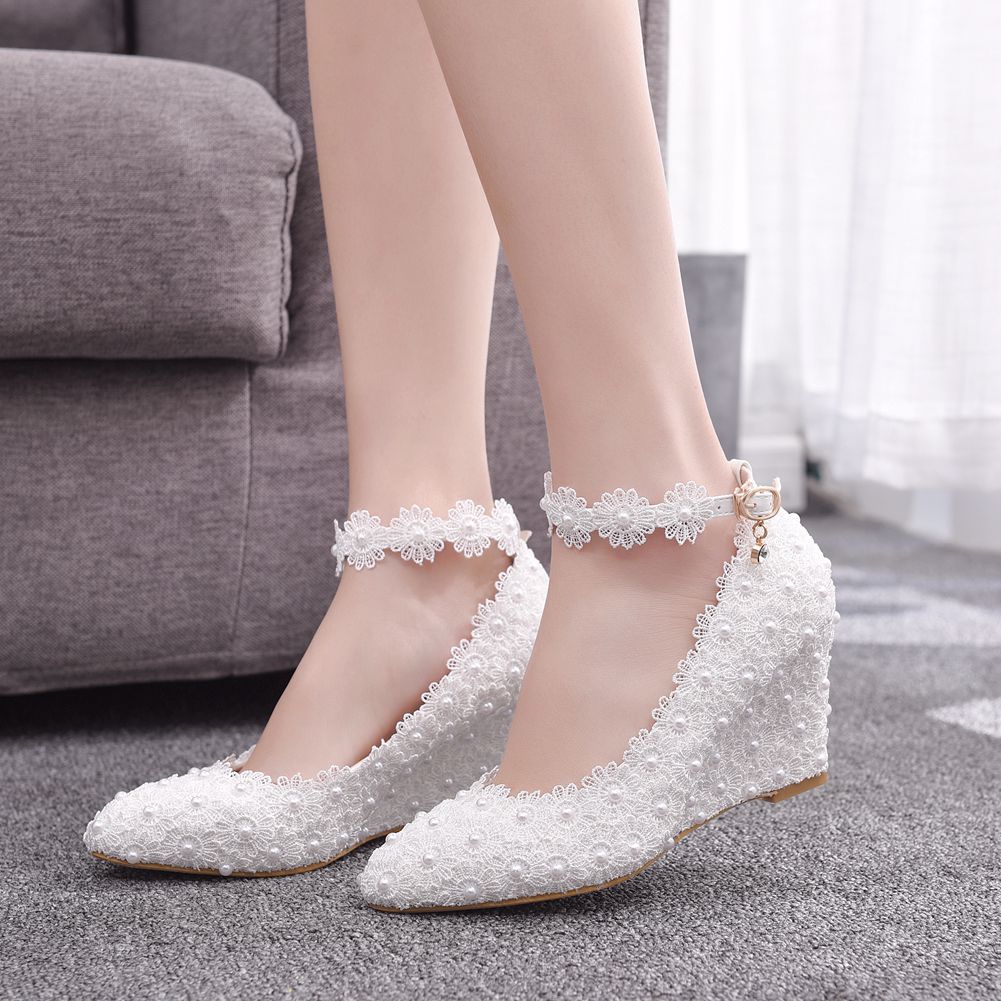 Pointed Toe Pearls Lace Shallow Ankle Strap Wedge Heel Women Pumps Wedding Shoes