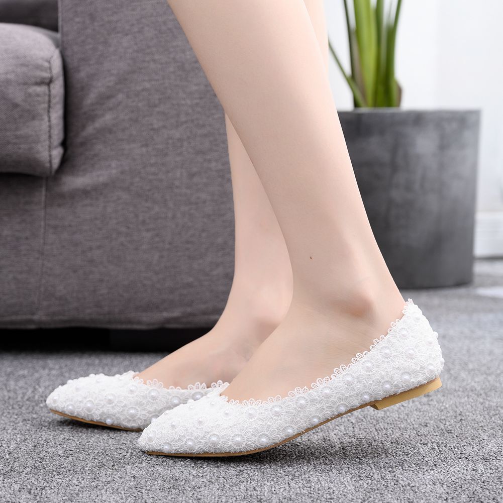 Women Pointed Toe Shallow Lace Pearls Flats