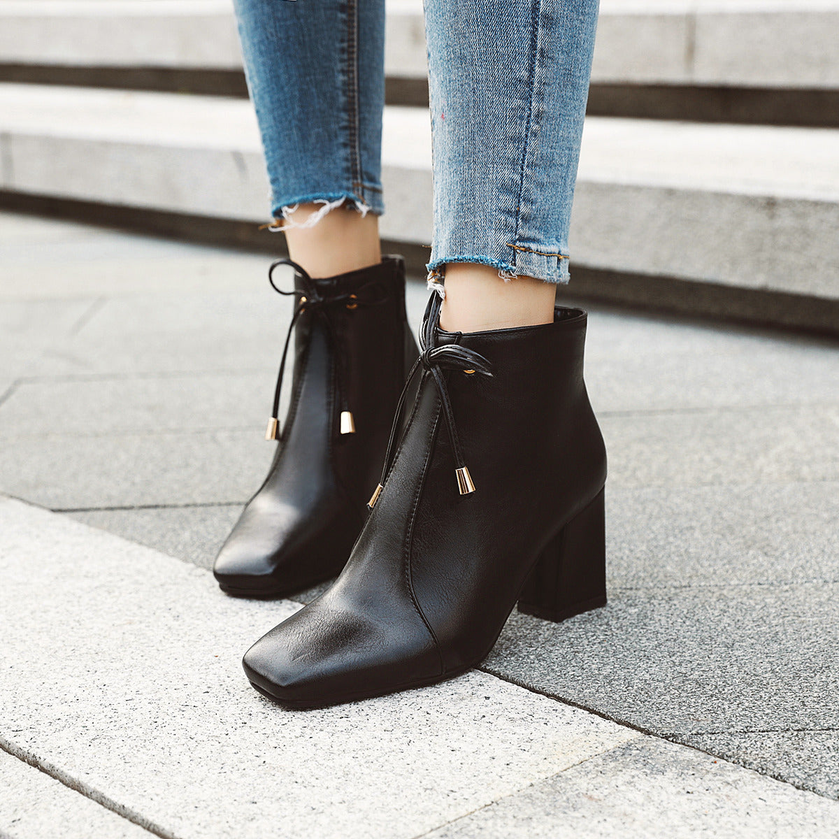 Women's British Style Low Heeled Ankle Boots