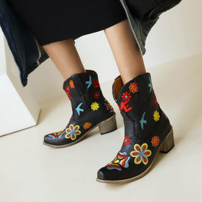 Women Ethnic Embroidery Puppy Heel Cowboy Short Boots