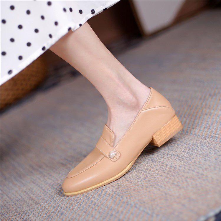 Women Pearl Low Heel Chunky Pumps