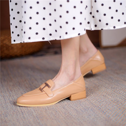 Women Metal Low Heel Chunky Pumps