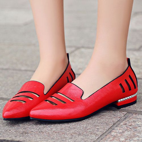 Women Soft Leather Low Heeled Chunky Heels Pumps